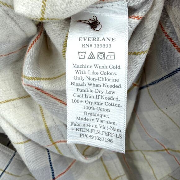 Everlane Organic Cotton Button Down Flannel LS Shirt in smoke plaid Size 16 - Picture 5 of 6